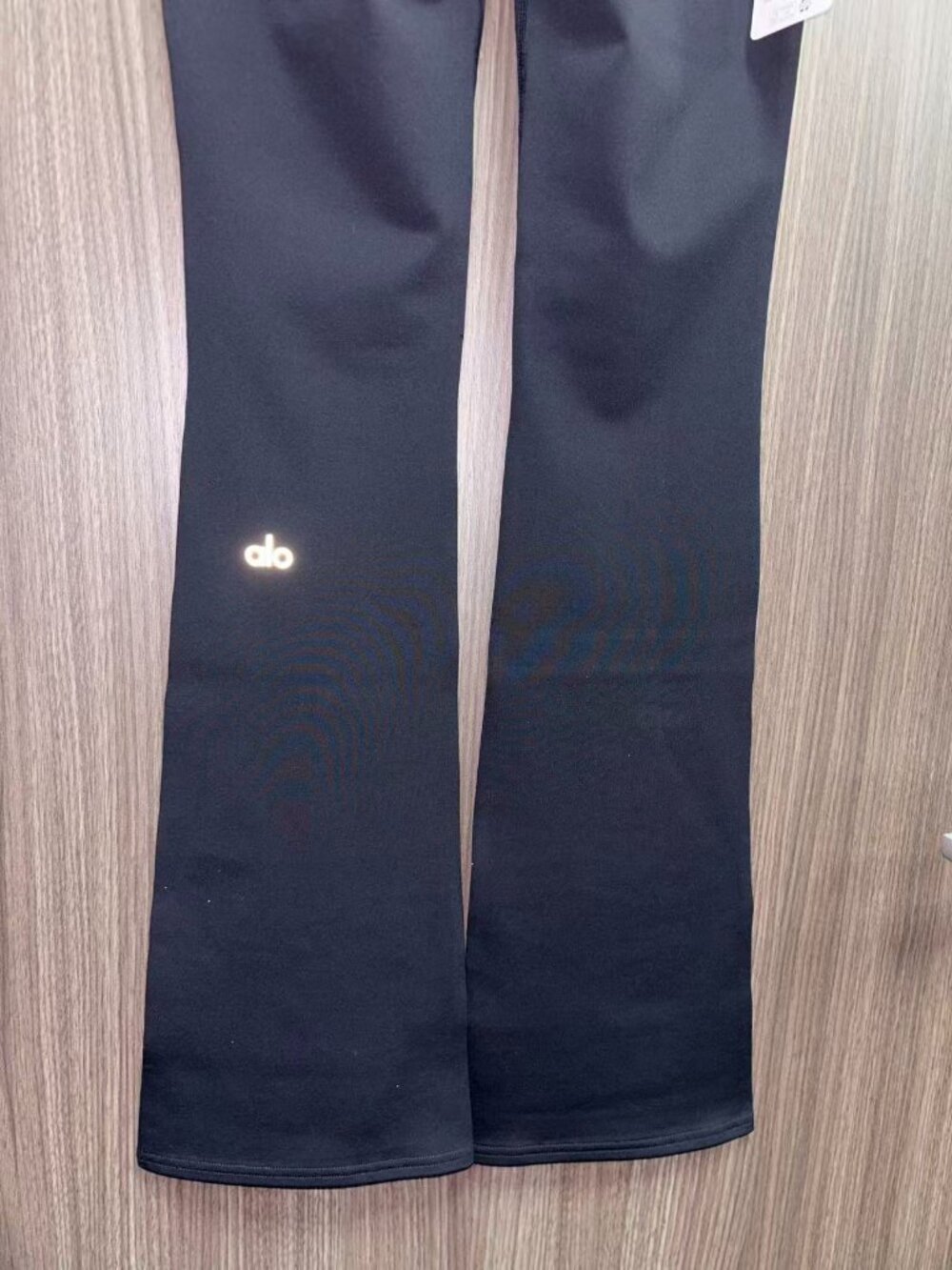🧘ALO Yoga Airbrush Bootcut Legging High-Waisted Black Yoga Pants Regular🖤 - Picture 3 of 9